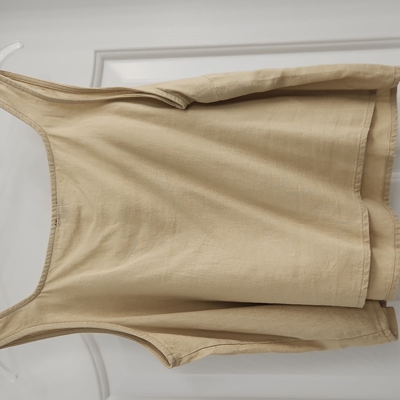 Express Linen Tank - Picture 3 of 3